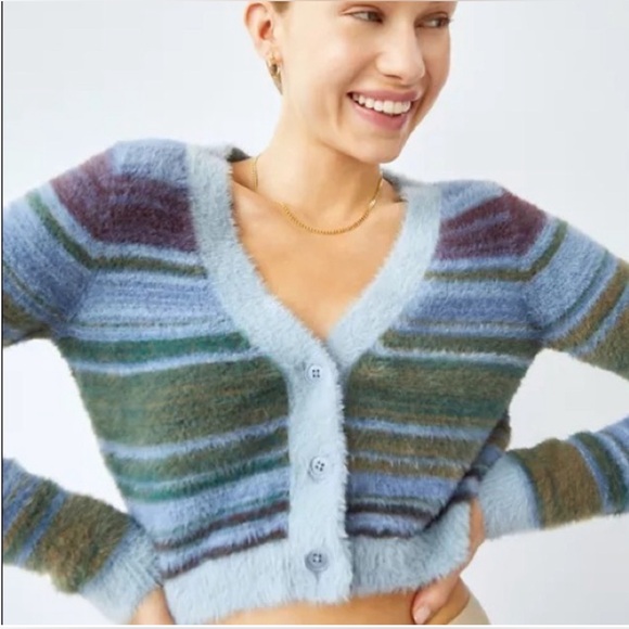 Aritzia Sunday Best Womens Reese Cropped Cardigan S Multicolor Fuzzy Button Up - Picture 9 of 9